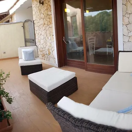 Bilocale Mansardato Con Terrazza דירה וילסימיוס