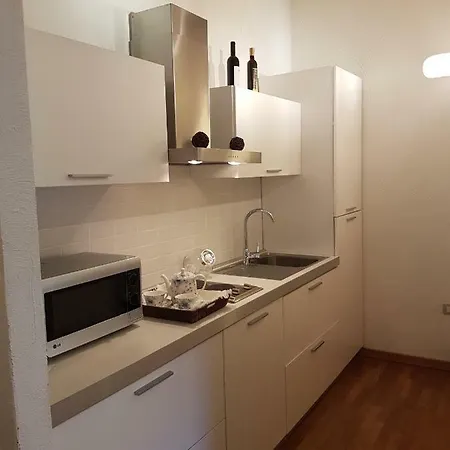 Bilocale Mansardato Con Terrazza Apartamento