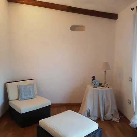 Bilocale Mansardato Con Terrazza * Villasimius